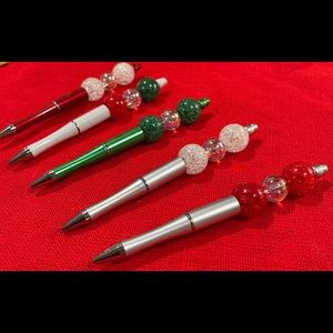 Bubblegum bead (plastic) pens